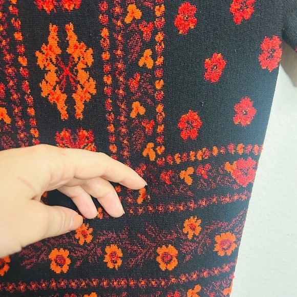 Alexander McQueen $2445 Flower Jacquard Knit Silk Dress in Red Black Size Small - Picture 11 of 15